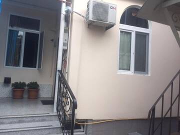Фото номера Стандартный семейный номер Гостевой дом Batumi Guesthouse 28a г. Батуми 31