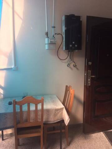 Фото номера Стандартный семейный номер Гостевой дом Batumi Guesthouse 28a г. Батуми 33
