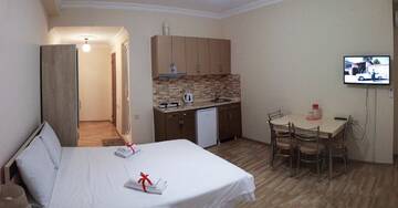 Фото номера Семейный номер Отель Hotel Tao г. Батуми 2