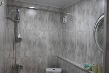 Фото номера Двухместный номер с 1 кроватью, вид на сад Гостевой дом Greenview Guesthouse г. Батуми 12