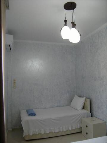 Фото номера Улучшенный трехместный номер Отель Hotel Ergo г. Батуми 30