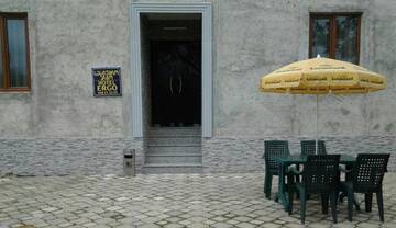 Фото номера Улучшенный трехместный номер Отель Hotel Ergo г. Батуми 40