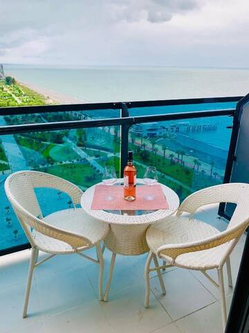 Фото Апарт-отели Sea view apartments Orbi Beach Tower г. Батуми 4