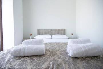 Фото номера Двухместный номер с 1 кроватью и балконом Отель Orange Garden Hotel г. Батуми 4