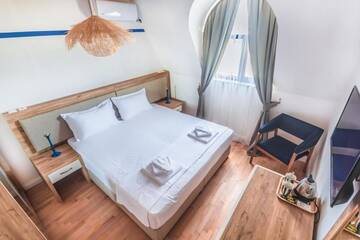 Фото номера Стандартный номер с кроватью размера &quot;king-size&quot; Отель Sadafi Hotel • სასტუმრო სადაფი г. Батуми 17