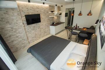 Фото номера Улучшенные апартаменты-студио с видом на море Апарт-отели Orange Sky Apartments Beach Tower г. Батуми 26