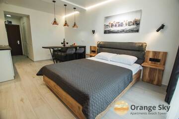 Фото номера Улучшенные апартаменты-студио с видом на море Апарт-отели Orange Sky Apartments Beach Tower г. Батуми 27