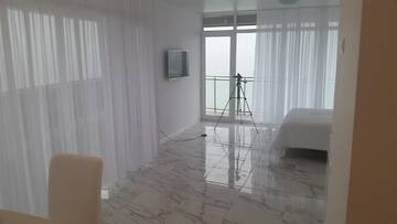 Фото номера Роскошные апартаменты-студио с видом на море Апарт-отели SEA-VIEW Beluga &amp; Dolphin Luxury HOTEL apartments г. Батуми 40
