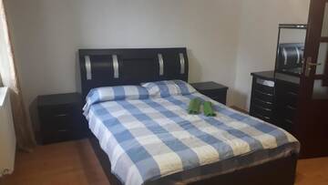 Фото номера Двухместный номер Делюкс с 1 кроватью и балконом Хостелы Enjoy The Hostel г. Батуми 4