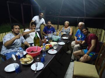Фото номера Трехместный номер «Комфорт» с душем Гостевой дом Guesthouse kalakala г. Батуми 15