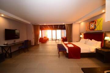 Фото номера Представительский люкс Отель BATUMI PALM HOTEL г. Батуми 2