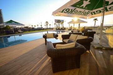Фото Отель BATUMI PALM HOTEL г. Батуми 1