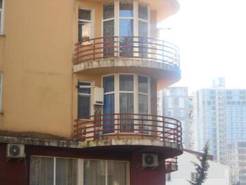 Фото номера Дом с 2 спальнями Дома для отпуска г. Батуми, улица Вахтанга Горгасала 159, трех комнатная квартира г. Батуми 9