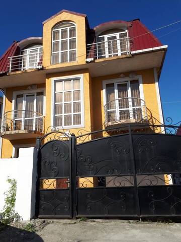 Фото номера Таунхаус с 3 спальнями Дома для отпуска Home г. Батуми 20