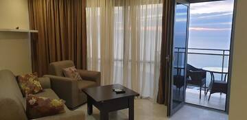 Фото номера Апартаменты с видом на море Апарт-отели Habiby Orbi Sea Towers г. Батуми 16