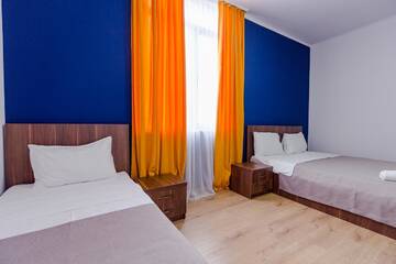 Фото номера Семейный номер Отель Komuna Hostel &amp; Hotel г. Батуми 3