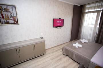 Фото номера Полулюкс Делюкс Отели типа «постель и завтрак» ORBI Residence On Black Sea Coast г. Батуми 10
