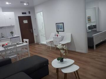 Фото номера Улучшенный семейный номер Отели типа «постель и завтрак» ORBI Residence On Black Sea Coast г. Батуми 5