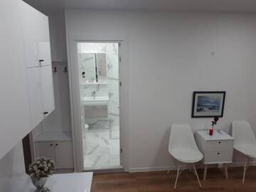 Фото номера Улучшенный семейный номер Отели типа «постель и завтрак» ORBI Residence On Black Sea Coast г. Батуми 10