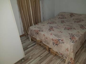 Фото номера Бюджетный двухместный номер с 1 кроватью Гостевой дом James House г. Батуми 7