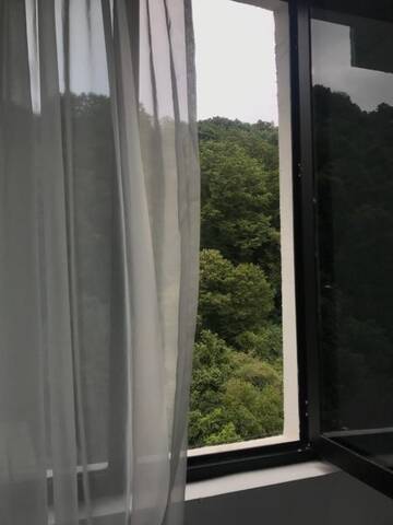Фото номера Трехместный номер с балконом Отель Best Point Hotel г. Батуми 8