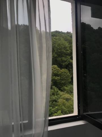 Фото номера Трехместный номер с балконом Отель Best Point Hotel г. Батуми 3