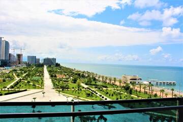 Фото номера Номер-студио с видом на море Отель Lux Apartment in The Beach Tower г. Батуми 14