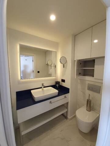Фото номера Апартаменты с видом на море Апарт-отели Batumi Orbi City Beach Studio Apartment г. Батуми 17