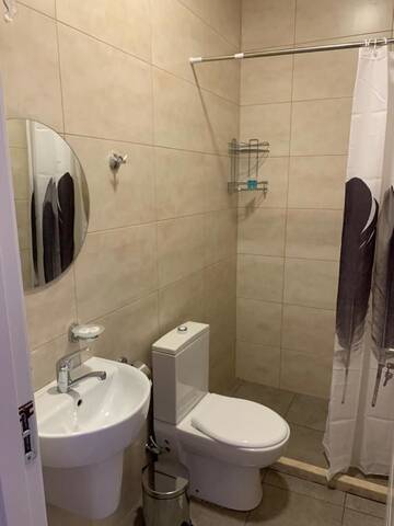 Фото номера Просторный двухместный номер с 2 отдельными кроватями Отель Villa Flora г. Батуми 5