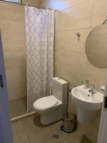 Фото номера Двухместный номер Делюкс с 1 кроватью Отель Villa Flora г. Батуми 3