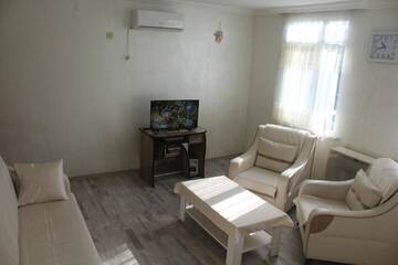 Фото Гостевой дом Guest house on Saakadze г. Батуми 2