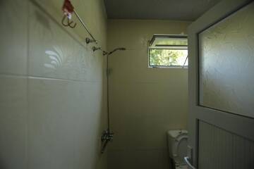 Фото номера Семейный номер с видом на сад Гостевой дом Manana Guest House г. Батуми 2