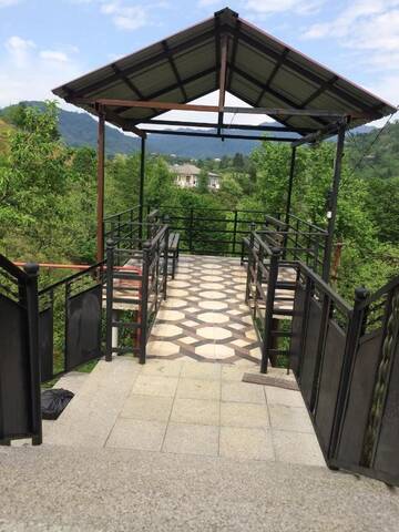 Фото Отели типа «постель и завтрак» LIANA HOUSE г. Батуми 1