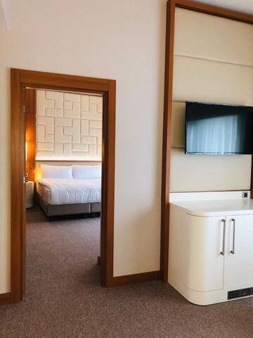 Фото номера Люкс Отель Legend Hotel Batumi г. Батуми 4