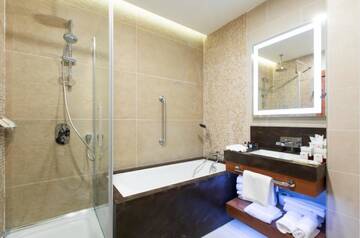 Фото номера Люкс Отель Legend Hotel Batumi г. Батуми 7