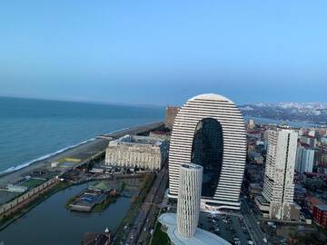 Фото номера Апартаменты с видом на море Отель Hotel Orbi City Center г. Батуми 41