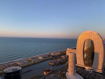Фото номера Апартаменты с видом на море Отель Hotel Orbi City Center г. Батуми 34