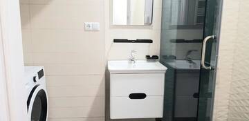 Фото номера Номер-студио с балконом Мини-отель Batumi Centre Appartment г. Батуми 4