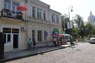 Фото номера Общий десятиместный номер для мужчин и женщин Хостелы HOSTEL SV г. Батуми 13