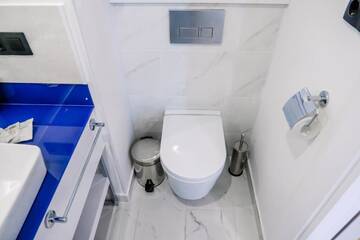 Фото номера Апартаменты-студио с видом на море Отель Orbi City Inn г. Батуми 7