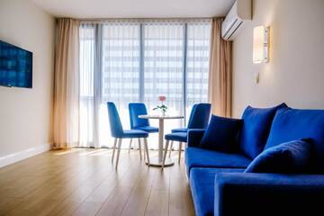 Фото номера Апартаменты с 2 спальнями Отель Orbi City Inn г. Батуми 12