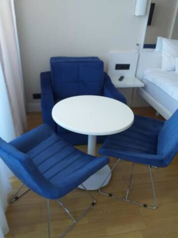 Фото номера Классический трехместный номер Отель Serenada Apartment г. Батуми 46