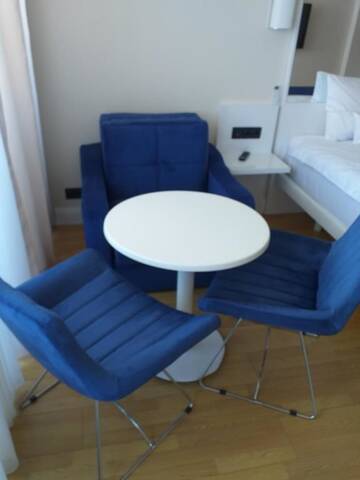 Фото номера Классический трехместный номер Отель Serenada Apartment г. Батуми 47