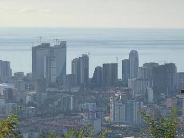 Фото номера Номер Делюкс (для 2 взрослых и 1 ребенка) Отель Batumi Georgia г. Батуми 45