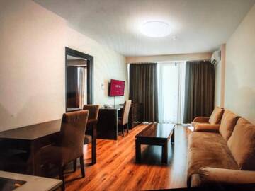 Фото номера Семейный суперлюкс Отель Hotel 36 - ORBI Beach Tower Batumi - 36th floor г. Батуми 15