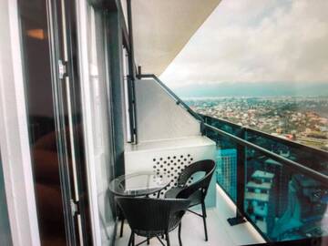 Фото номера Номер с кроватью размера «king-size» и видом на море Отель Hotel 36 - ORBI Beach Tower Batumi - 36th floor г. Батуми 14