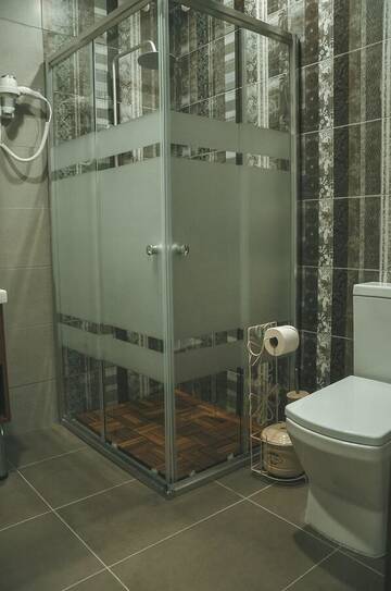 Фото номера Стандартный семейный номер Гостевой дом palm hotel г. Батуми 37