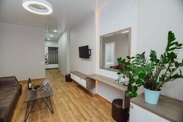 Фото номера Семейный номер с видом на море Отель Butic Home г. Батуми 5