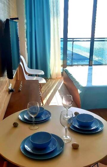 Фото номера Номер-студио Делюкс с кроватью размера &quot;king-size&quot; Апарт-отели BATUMI BEACH TOWER SEA FRONT APARTHOTEL г. Батуми 18