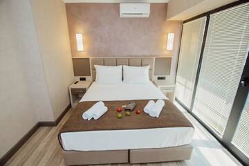Фото номера Люкс с 2 спальнями Отель Hotel Kanzler г. Батуми 9